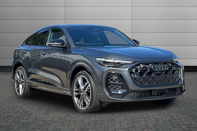 Audi Q5 2.0 E-hybrid 25.9Kwh Black Edition Sportback P Grey