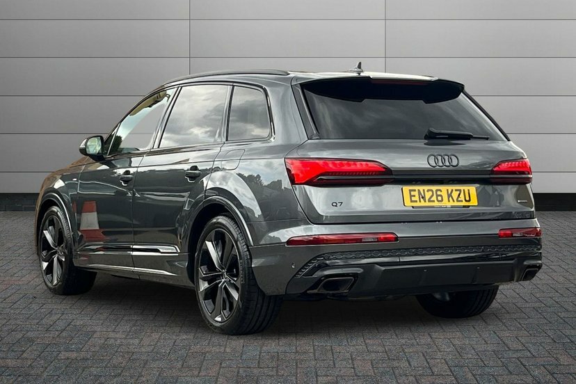 Audi Q7 3.0 Tfsie V6 55 Black Edition Suv Plug- Grey #3