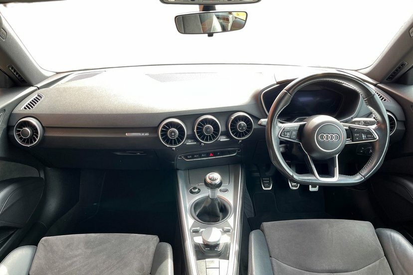 Audi TT 1.8 Tfsi Sport Coupe 180 Ps Black #6