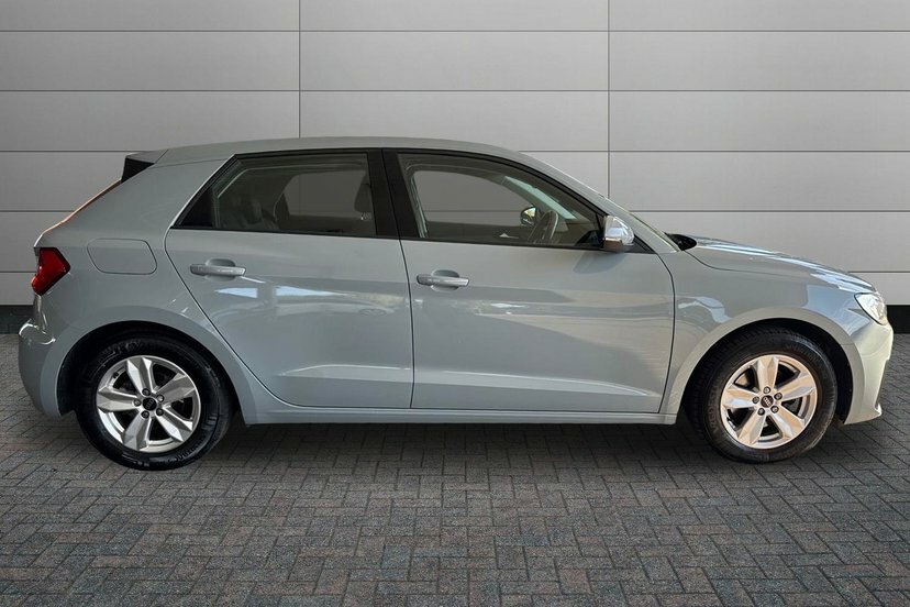 Audi A1 1.0 Tfsi 30 Technik Sportback S Tronic Grey #4