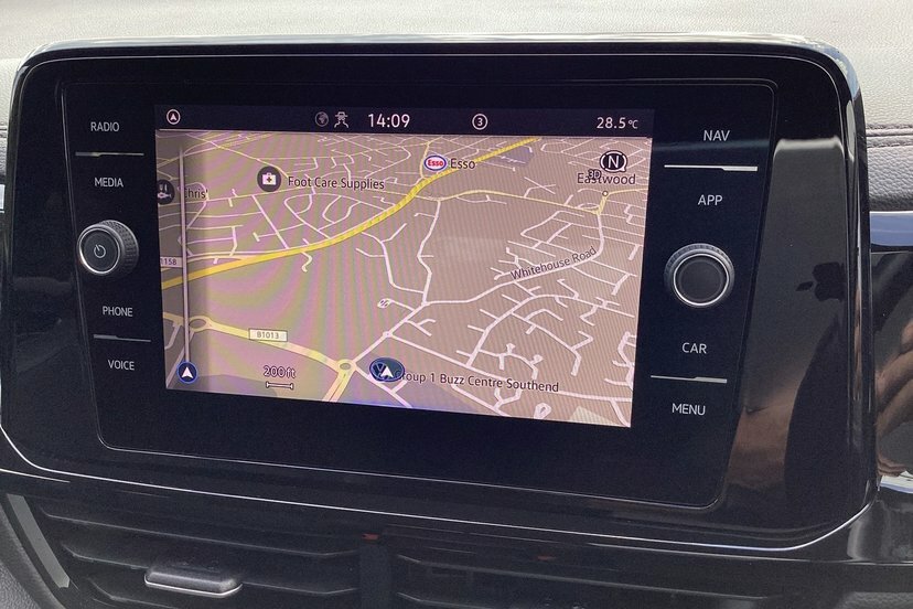 Volkswagen T-Roc 1.5 Tsi 150Ps R-line Evo Dsg Black #23