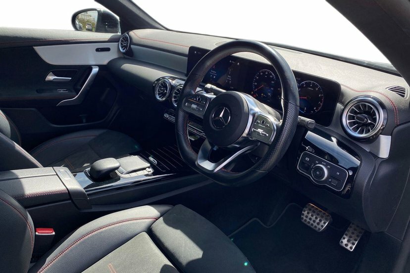Mercedes-Benz CLA Class 1.3 Cla180 Amg Line Premium Coupe 7G- Black #5