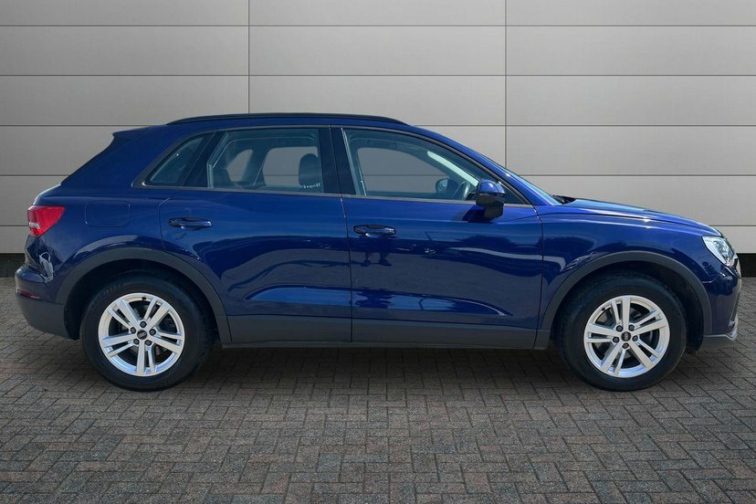 Audi Q3 1.5 Tfsi Cod 35 Technik Suv S Tronic 1 Blue #4
