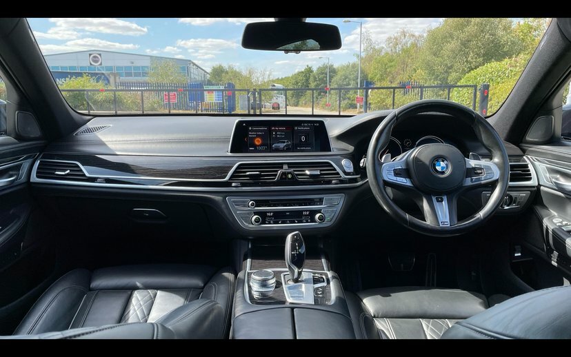 BMW 7 Series 740D Xdrive M Sport Saloon Black #4