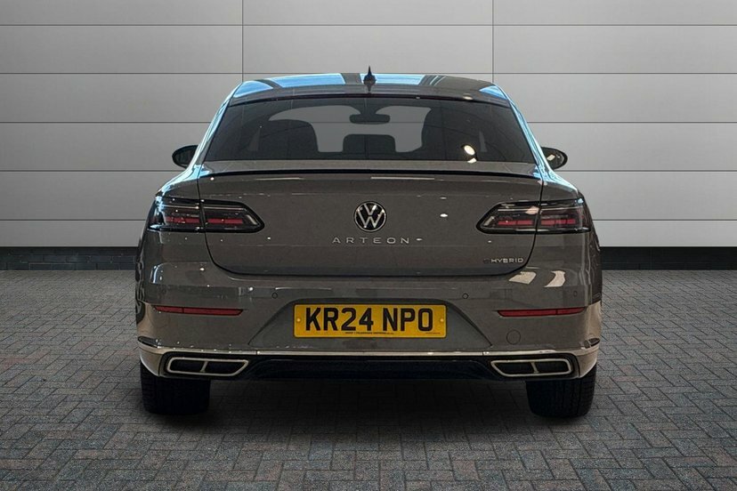 Volkswagen Arteon Shooting Brake R 2.0 Tsi 320Ps 7-Speed Dsg 4Motion Black #12