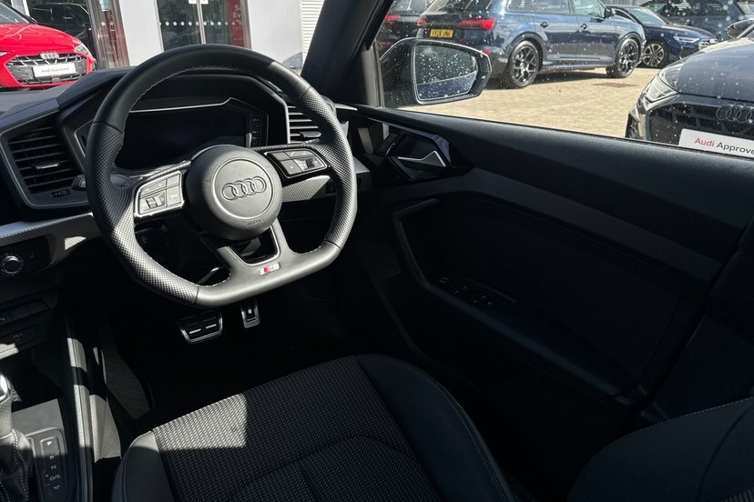 Audi A1 1.0 Tfsi 25 Sport Sportback S Tronic 9 Blue #23