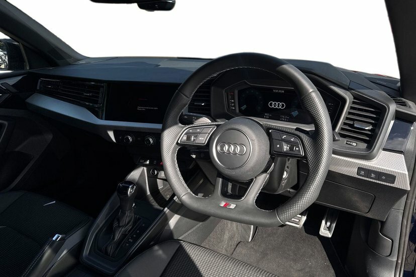 Audi A1 1.0 Tfsi 30 Black Edition Sportback S T Blue #6