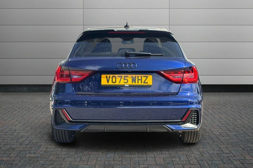 Audi A1 1.0 Tfsi 25 Sport Sportback S Tronic 9 Blue #11