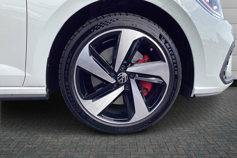 Volkswagen Polo 2.0 Tsi Gti Hatchback Dsg 207 Ps White #5