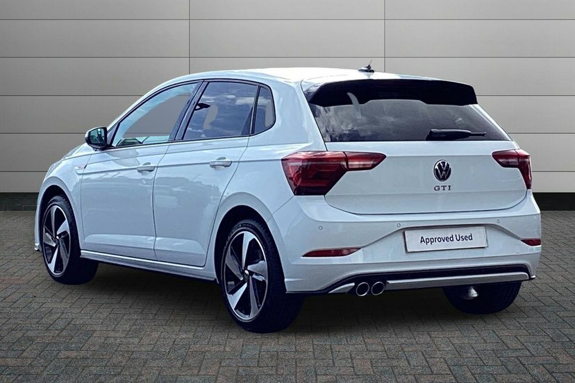 Volkswagen Polo 2.0 Tsi Gti Hatchback Dsg 207 Ps White #3