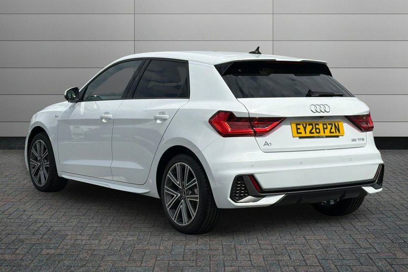 Audi A1 1.5 Tfsi 35 S Line Sportback S Tronic White #3