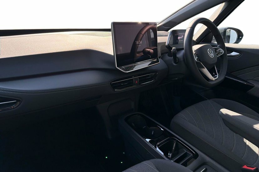 Volkswagen ID.3 Pure 52Kwh Match Hatchback 170 Black #2