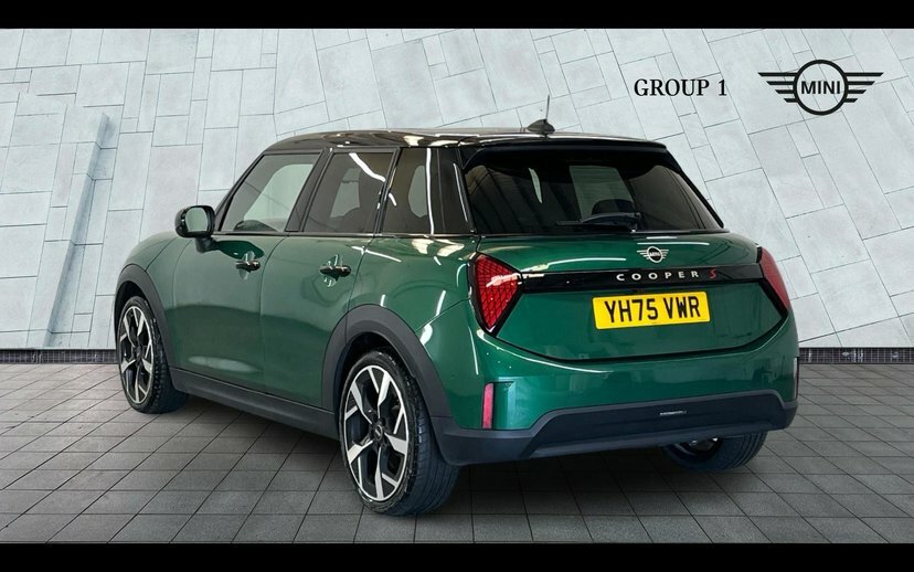 Mini Hatch Cooper S YH75VWR Green #2