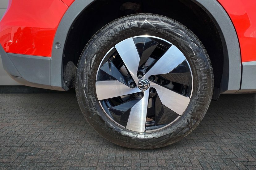 Volkswagen Tiguan 1.5 Tsi Ehybrid 19.7Kwh Match Suv Plug- Red #5
