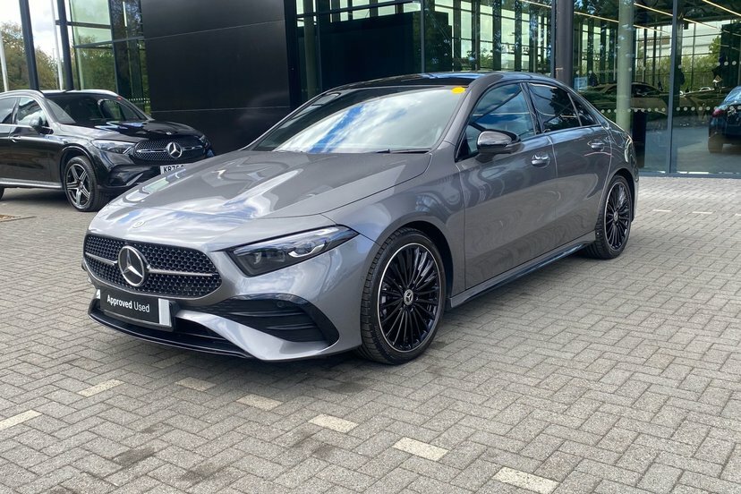 Mercedes-Benz A Class 1.3 A180h Mhev Sport Executive 7G-dct Euro 6 S Black #16