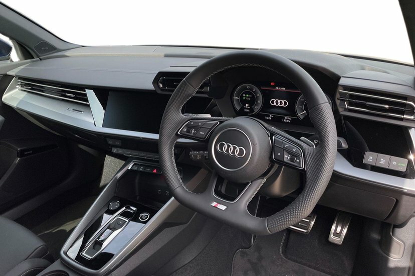 Audi A3 1.5 Tfsie S Line Sportback Plug-in Hybr Blue #6