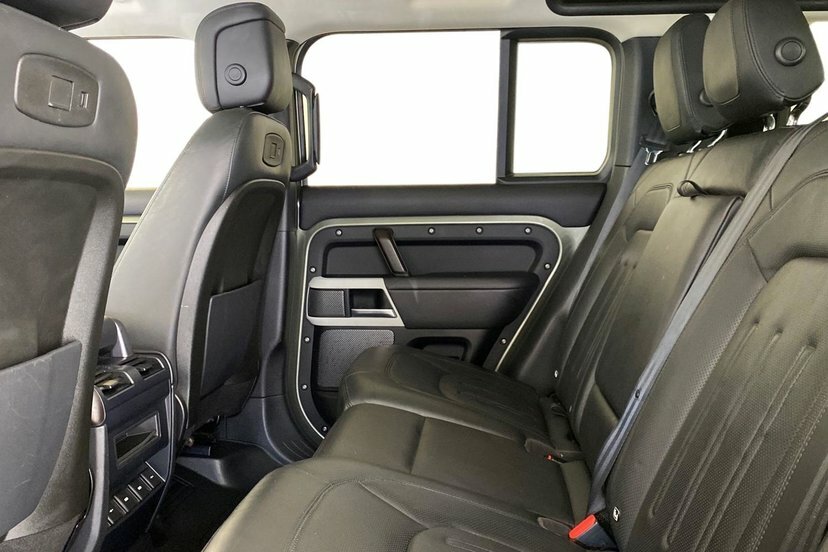 Land Rover Defender 110 2.0 Sd4 Hse 4Wd Green #4