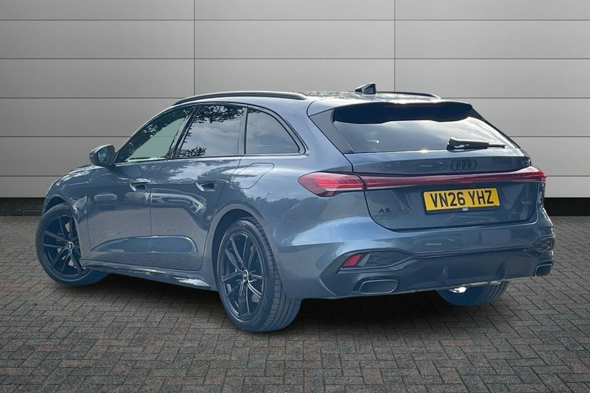 Audi A5 2.0 E-hybrid 25.9Kwh Black Edition Estate Petr Blue #3