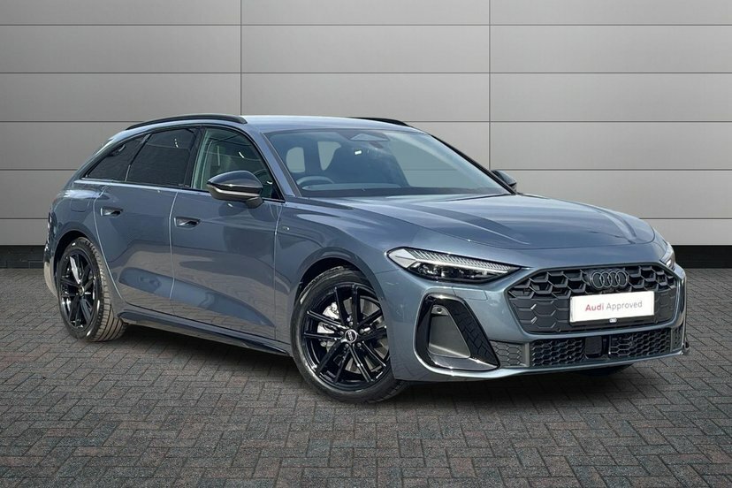 Audi A5 2.0 E-hybrid 25.9Kwh Black Edition Estate Petr Blue
