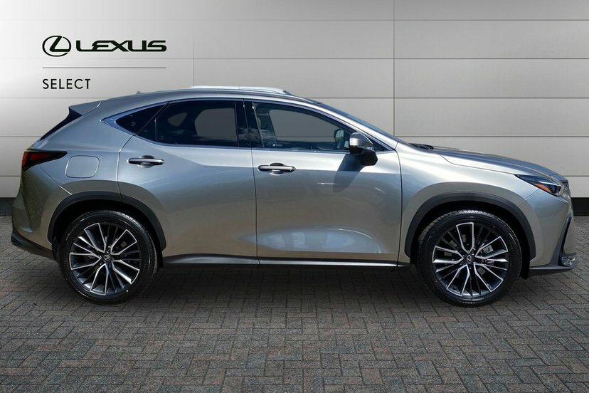 Lexus NX 2.5 450H 18.1Kwh Takumi Suv Plug-in Hy Silver #4