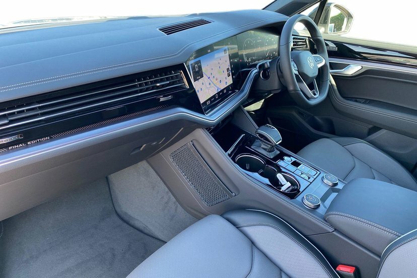Volkswagen Touareg 3.0 V6 Tdi Final Edition Suv Tiptronic Silver #2