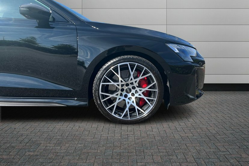 Audi RS3 2.5 Tfsi Carbon Vorsprung Sportback S T Black #5
