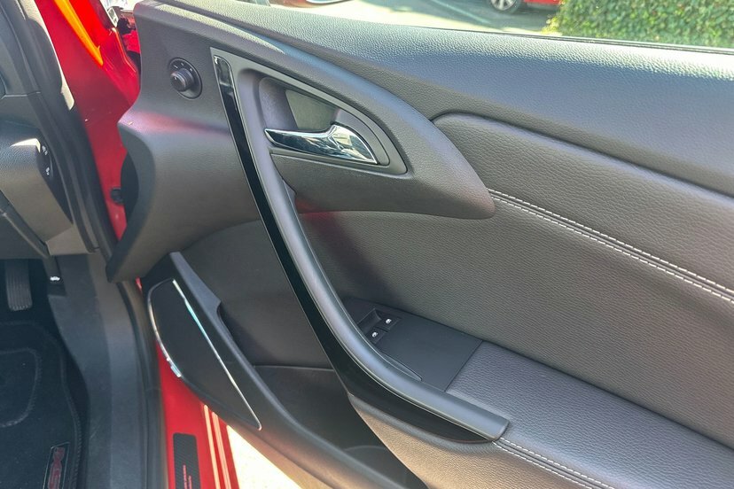 Vauxhall Astra GTC Gtc 1.4I Turbo Limited Edition Euro 6 Ss Red #11