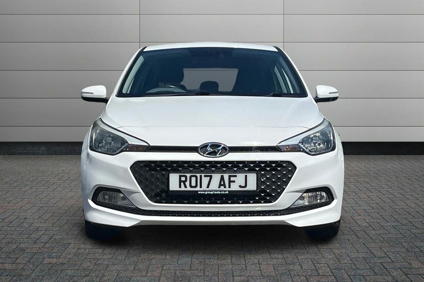 Hyundai I20 1.2 Se Hatchback Euro 6 84 Ps White #7