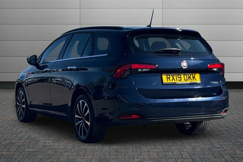Fiat Tipo 1.6 Multijetii Lounge Estate 12 Blue #3