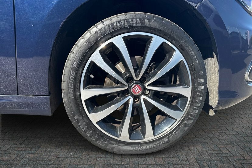 Fiat Tipo 1.6 Multijetii Lounge Estate 12 Blue #5