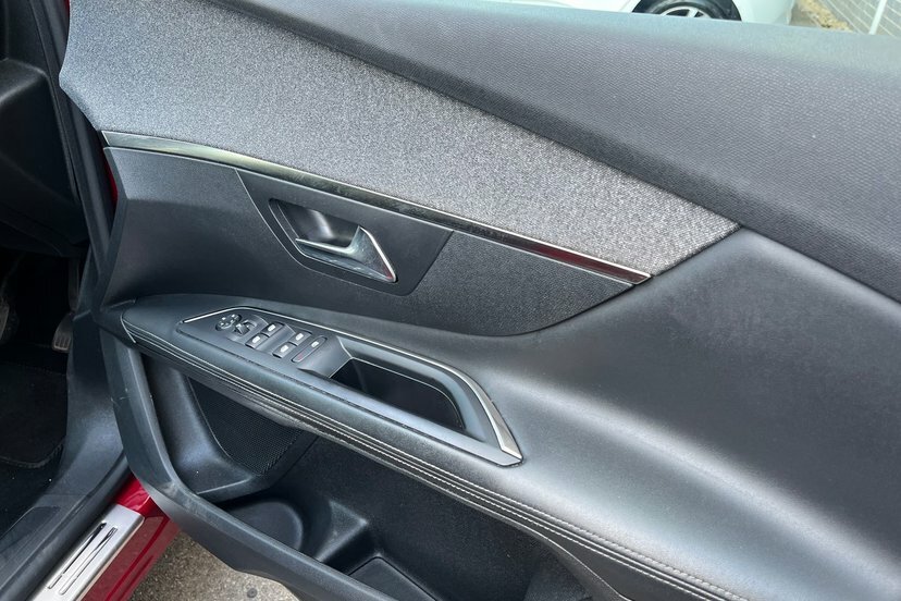 Peugeot 3008 1.2 Puretech Gt Line Premium Eat8  #11