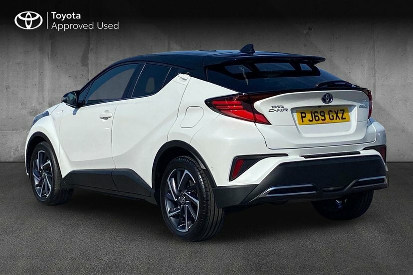 Toyota C-Hr 2.0 Vvt-h Dynamic Suv Hybrid Cvt 184 P White #4