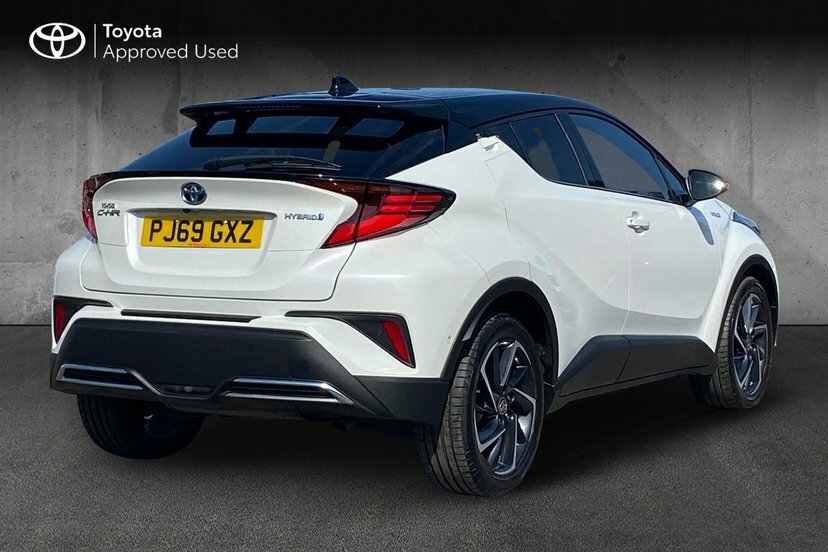 Toyota C-Hr 2.0 Vvt-h Dynamic Suv Hybrid Cvt 184 P White #2