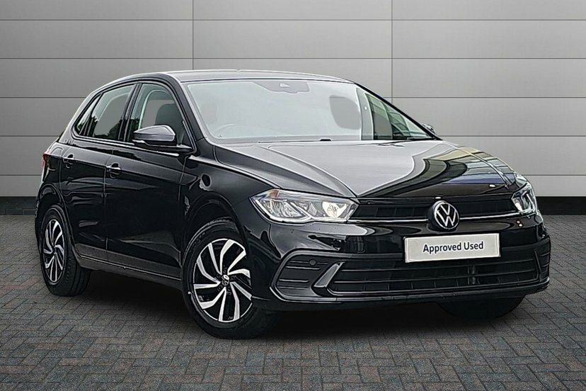 Volkswagen Polo 1.0 Tsi Life Hatchback 95 Ps Black