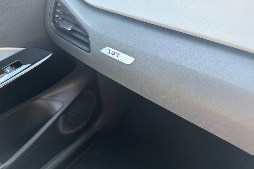 Volkswagen ID.3 150Kw Family Pro Performance 58Kwh White #26