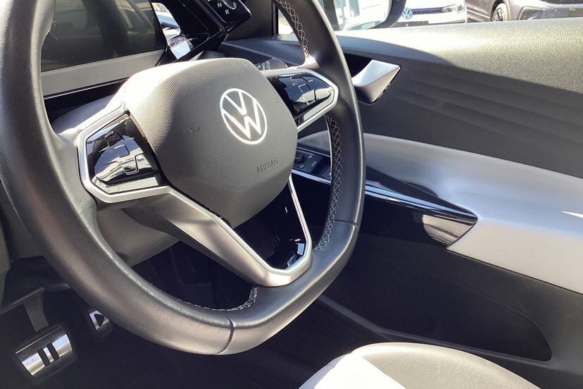Volkswagen ID.3 150Kw Family Pro Performance 58Kwh Black #21
