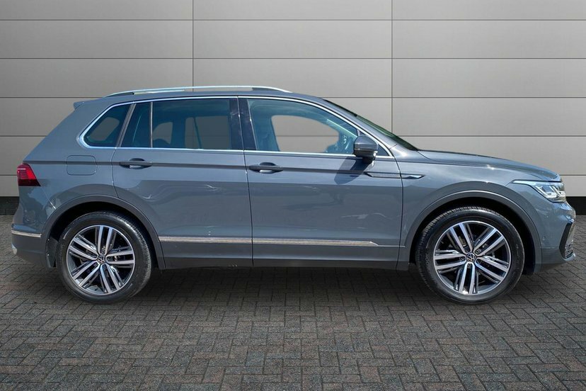 Volkswagen Tiguan 1.5 Tsi Elegance Suv Dsg 150 Ps Grey #4