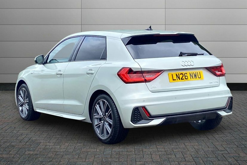 Audi A1 1.0 Tfsi 25 S Line Sportback S Tronic Silver #3