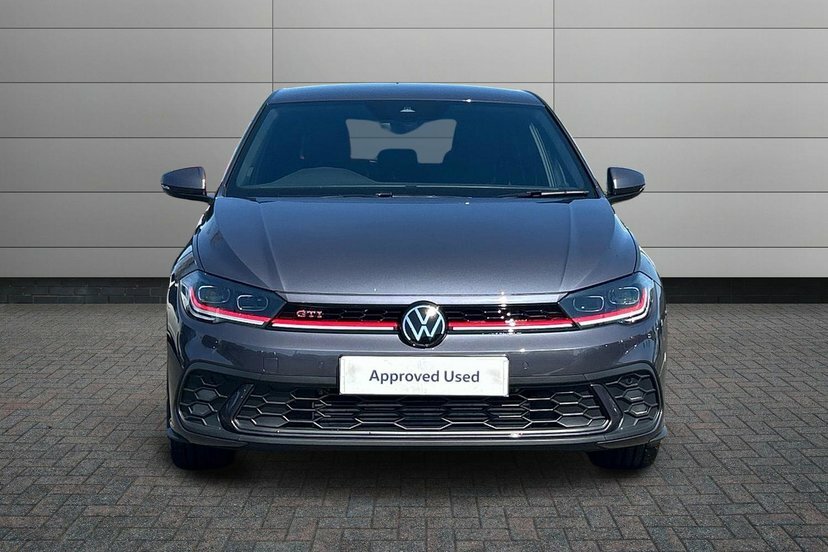 Volkswagen Polo 2.0 Tsi Gti Dsg Black #7