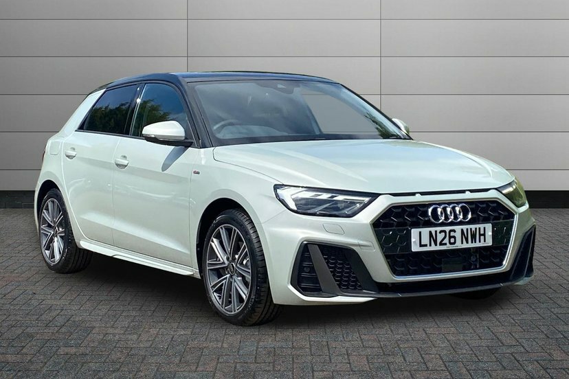 Audi A1 1.5 Tfsi 35 S Line Sportback S Tronic Silver