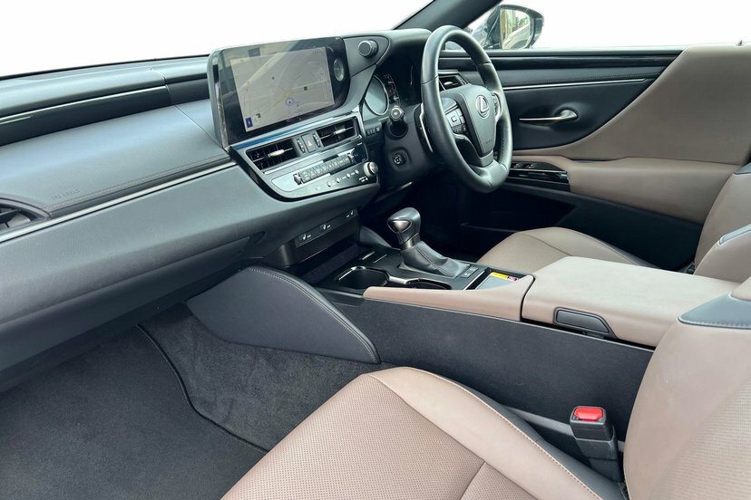 Lexus ES 2.5 300H Premium Edition Saloon Hybrid Black #2