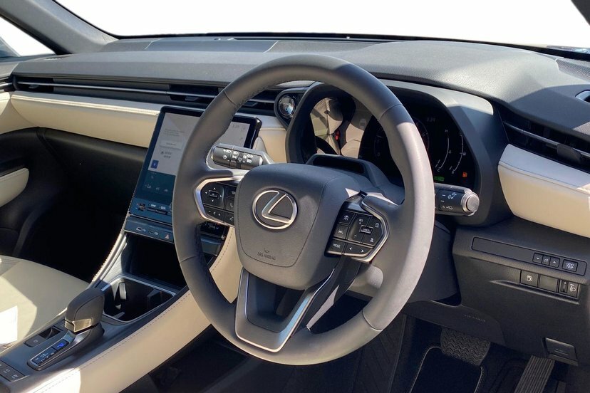 Lexus LBX 1.5 Vvt-ie Premium Suv Hybrid E-cvt Eur White #6