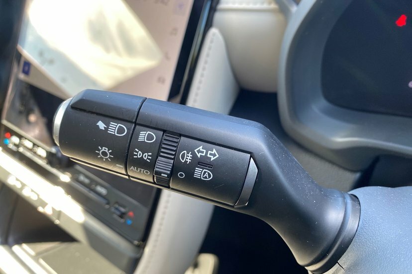 Lexus LBX 1.5 Vvt-ie Premium Suv Hybrid E-cvt Eur White #17