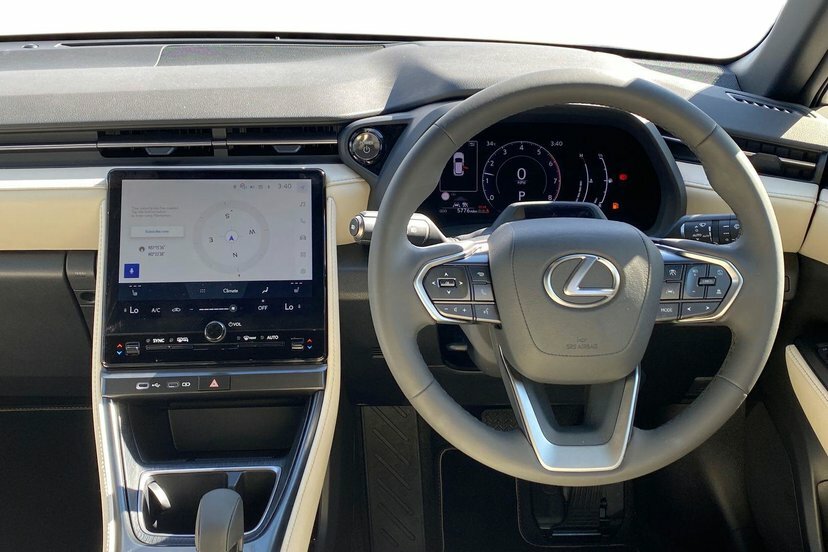 Lexus LBX 1.5 Vvt-ie Premium Suv Hybrid E-cvt Eur White #12