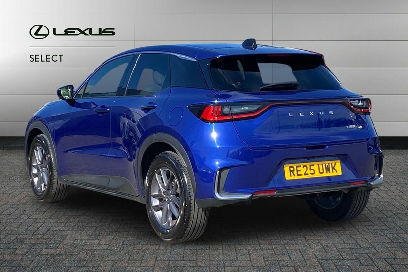 Lexus LBX 1.5 Vvt-ie Premium Suv Hybrid E-cvt Eur White #3