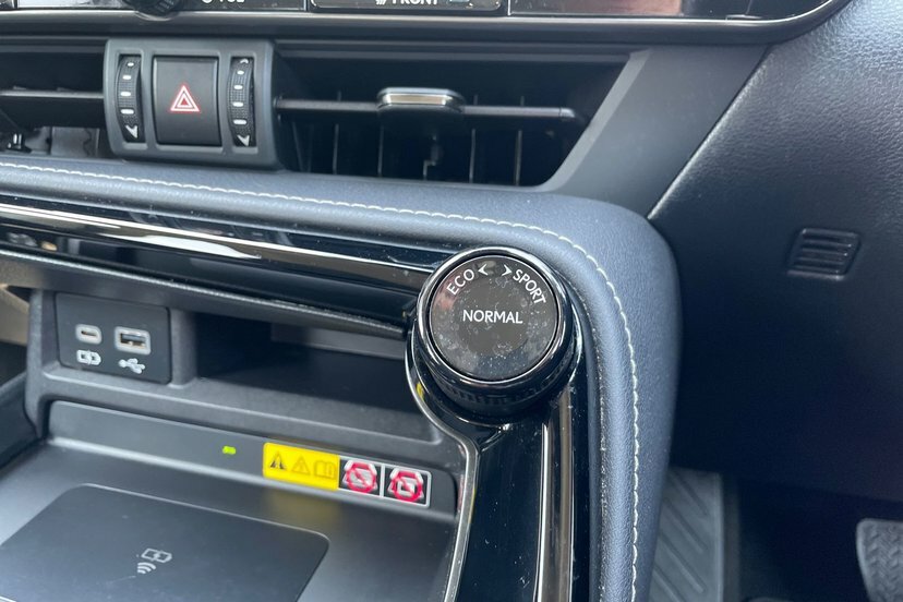 Lexus NX 2.5 450H 18.1Kwh F Sport Suv Plug-in H Orange #36