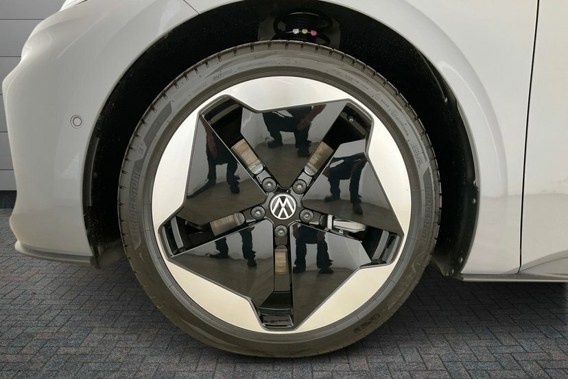 Volkswagen ID.3 Volkswagen Id.3 Pro Match 59Kwh 204 Ps 1-Speed Aut Silver #16