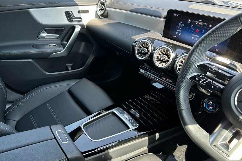 Mercedes-Benz A Class A200h Mhev Sport Executive Saloon Hyb Black #32