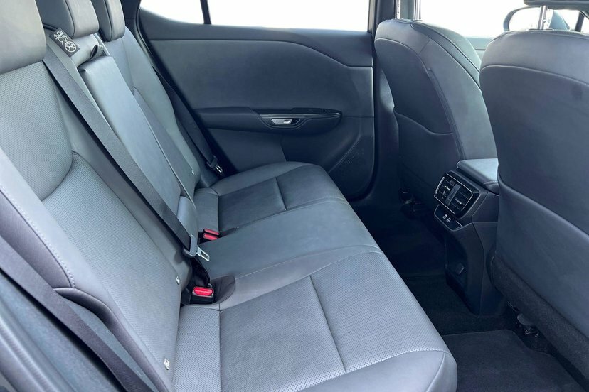 Lexus RZ 300E 71.4Kwh Takumi Suv 204 Ps Black #10