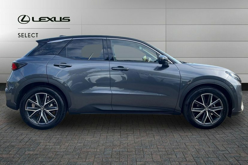 Lexus LBX 1.5 Vvt-ie Takumi Design Suv Hybrid E-c Black #4